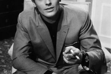 Alain Delon Vermögen; Alter, Größe, Eltern, Ehefrau, Kinder