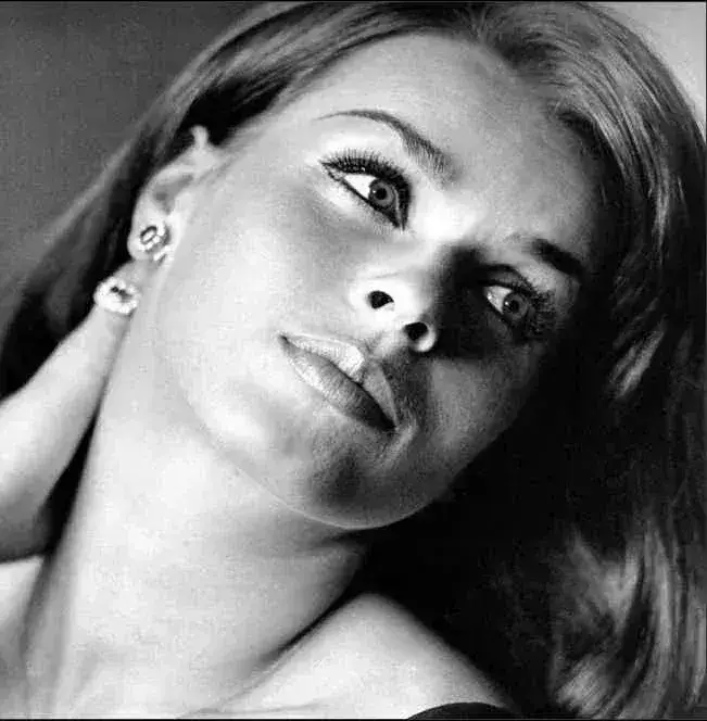 Senta Berger Vermögen